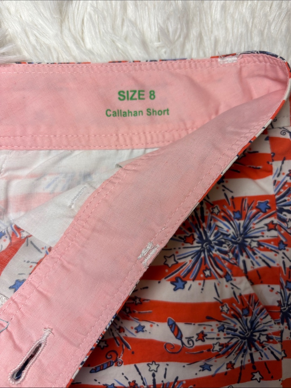 Lilly Pulitzer She's a
Firecracker Callahan Shorts Size 8 VGUC - Picture 4 of 13
